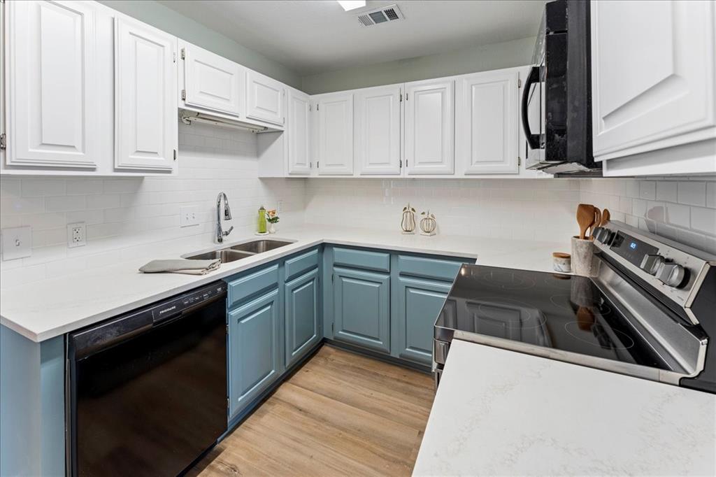 Wykeham-Wykeham Condos - Residential Lease