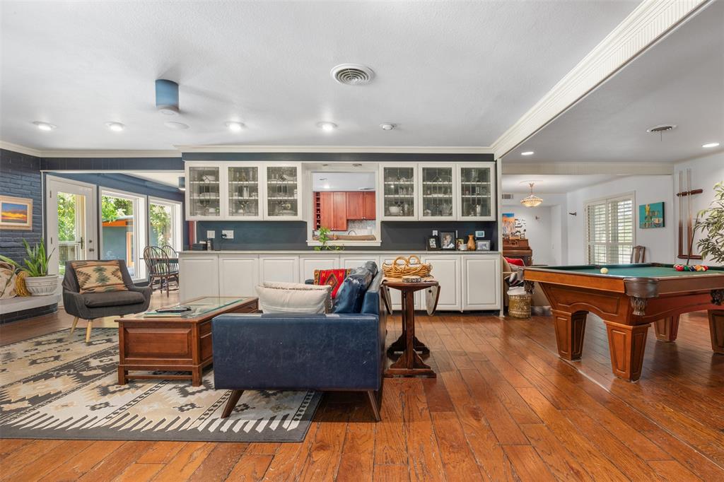 4208 Warnock Court