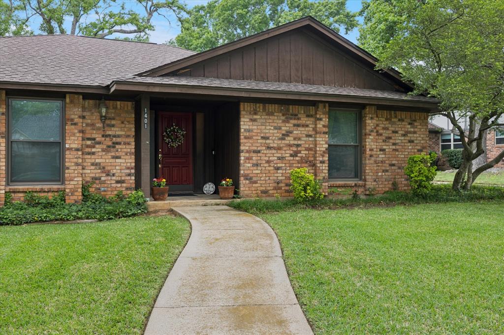 1401 Clover Hill Road
