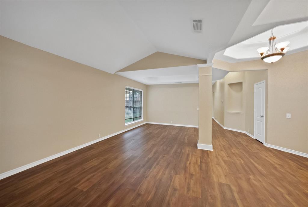 5708 Mckinley Lane