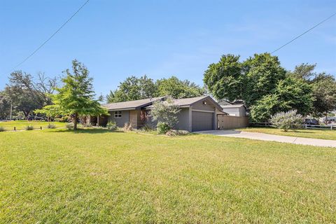 4241 Whitfield Avenue Fort Worth TX 76109