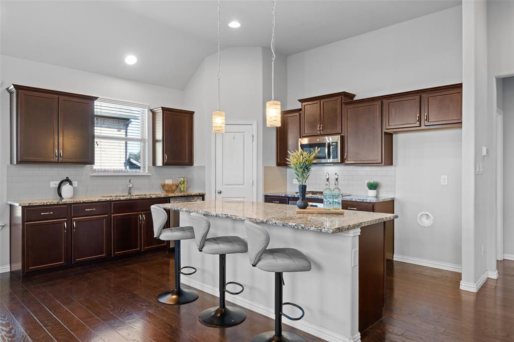 Hillside Lk Ph II - Residential