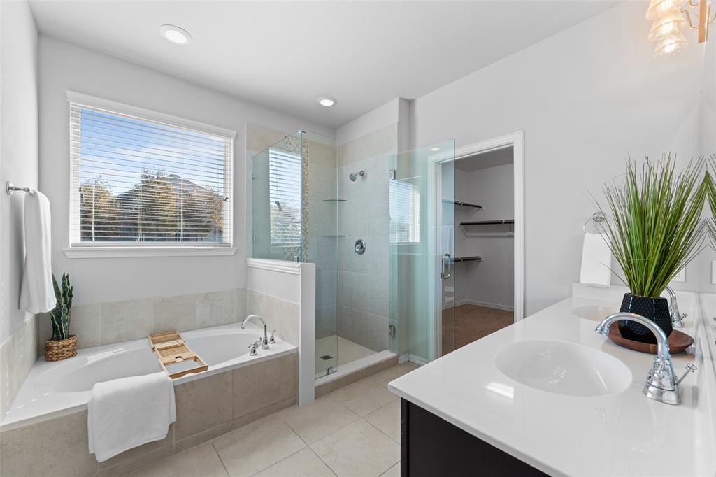 Hillside Lk Ph II - Residential