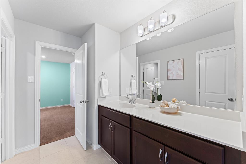 Hillside Lk Ph II - Residential