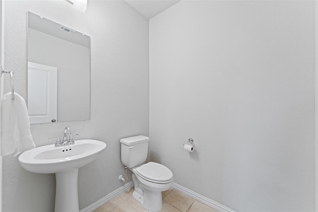 Hillside Lk Ph II - Residential