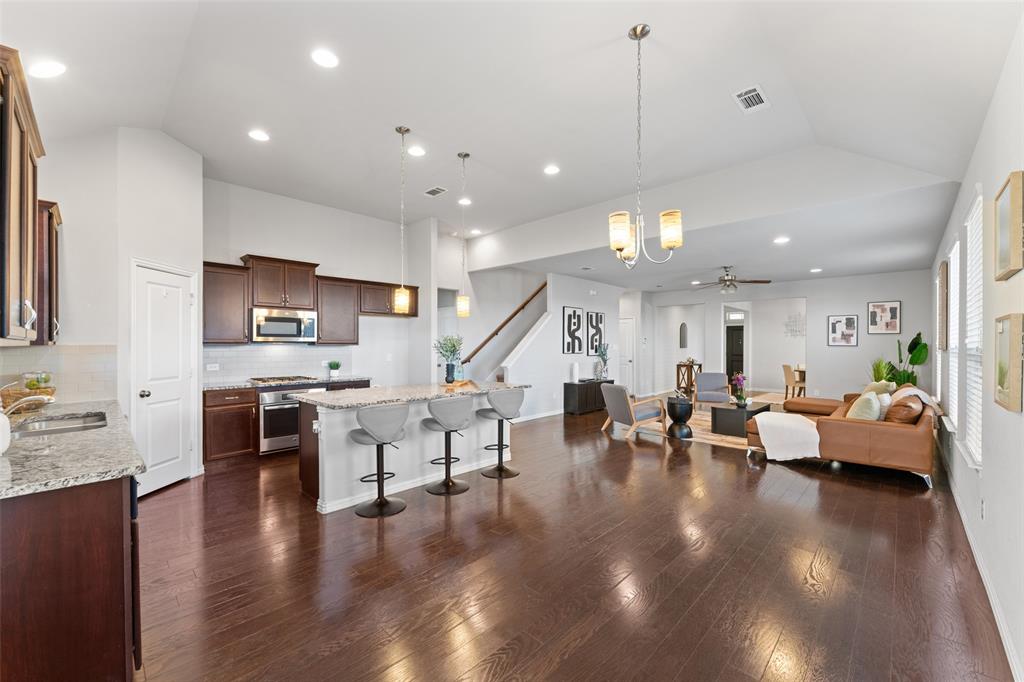 Hillside Lk Ph II - Residential