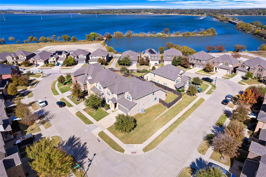 Hillside Lk Ph II - Residential