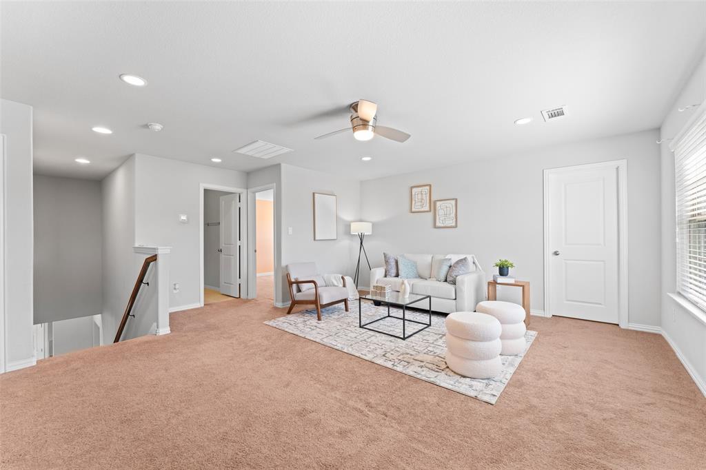 Hillside Lk Ph II - Residential