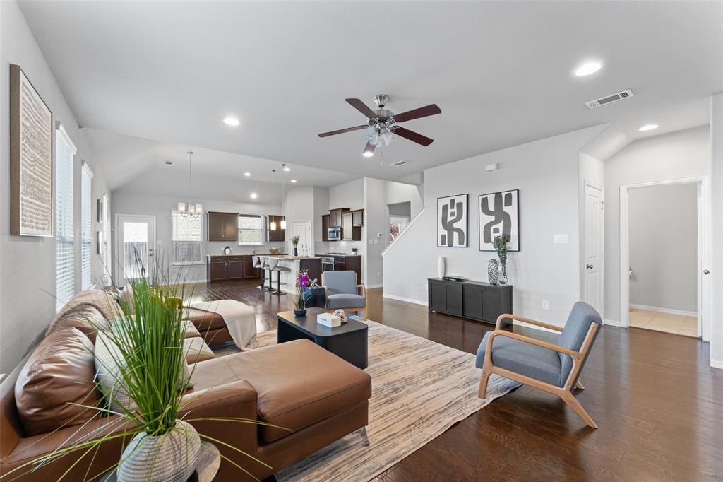 1917 Edgewater Drive