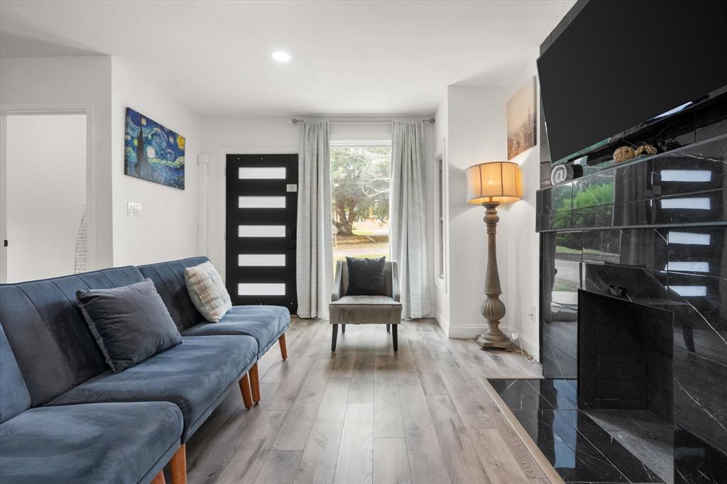 Sunset Summit - Residential