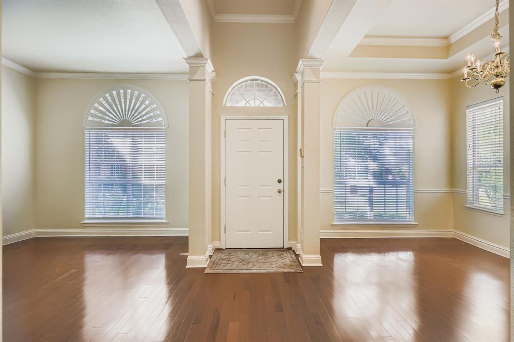 5200 Teddington Park Drive