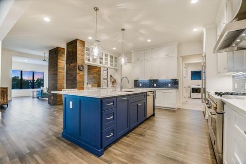 Tiny photo for 209 Houdini Way, Kingsland, TX 78639 (MLS # 21084768)