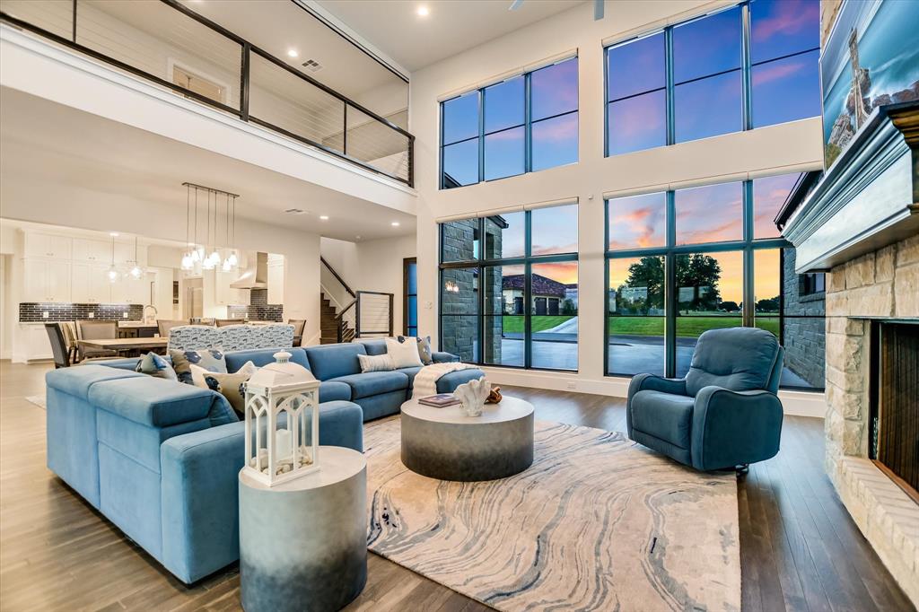 Legendary Estates On Lake Lbj - Residential