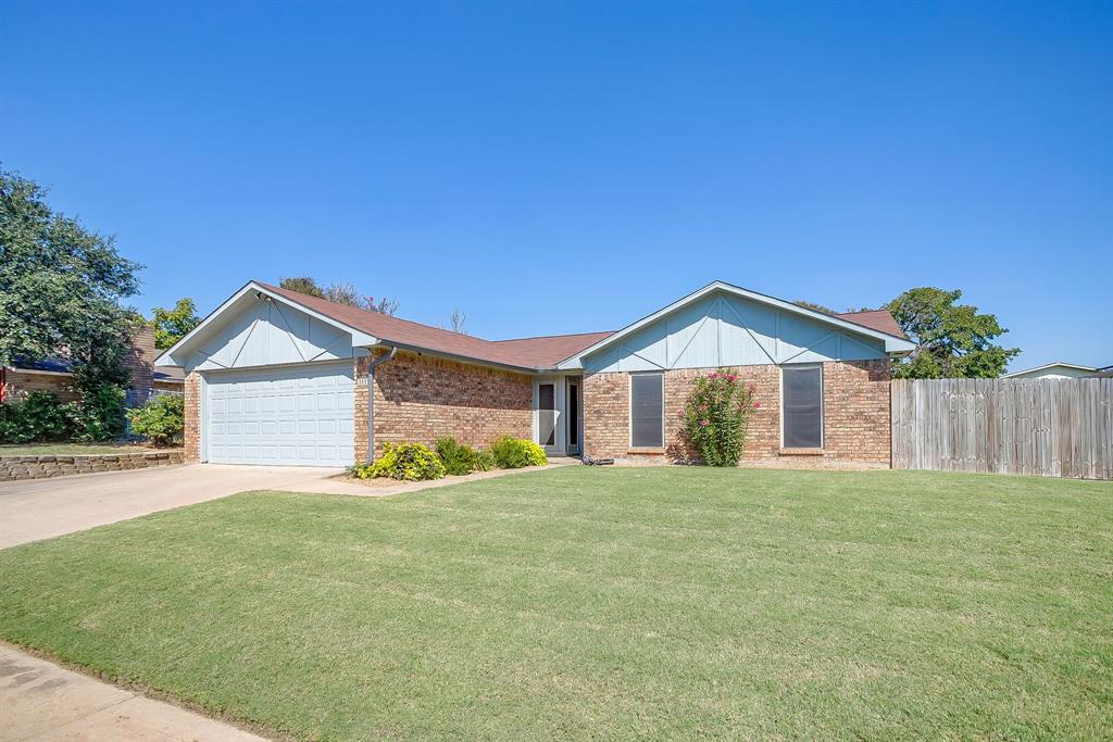 3829 Walnut Drive