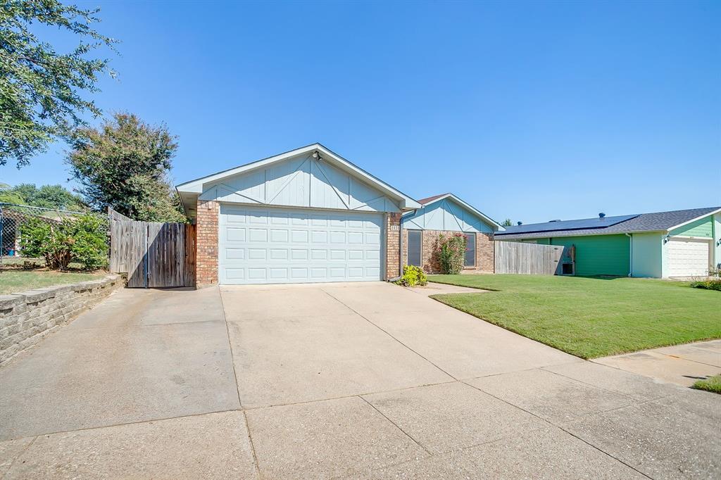 3829 Walnut Drive