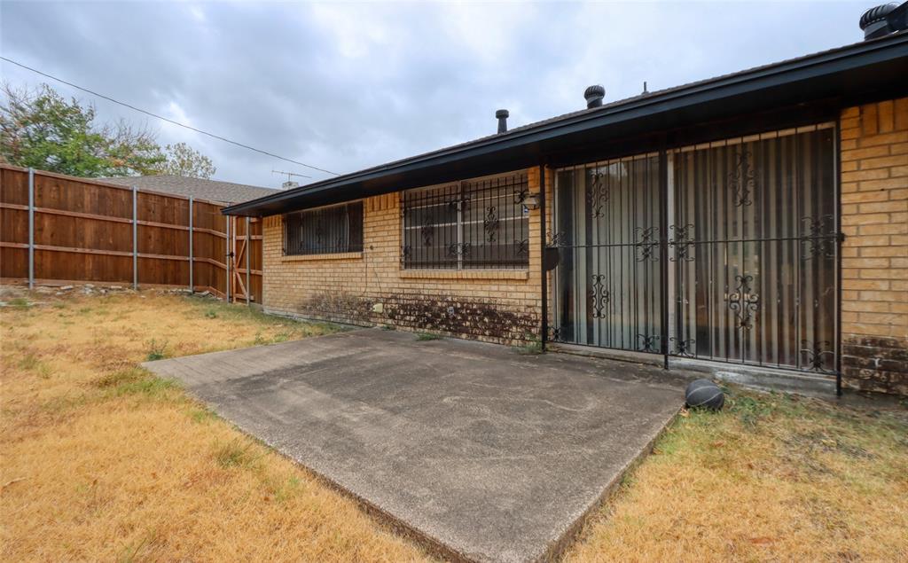327 Penguin Drive