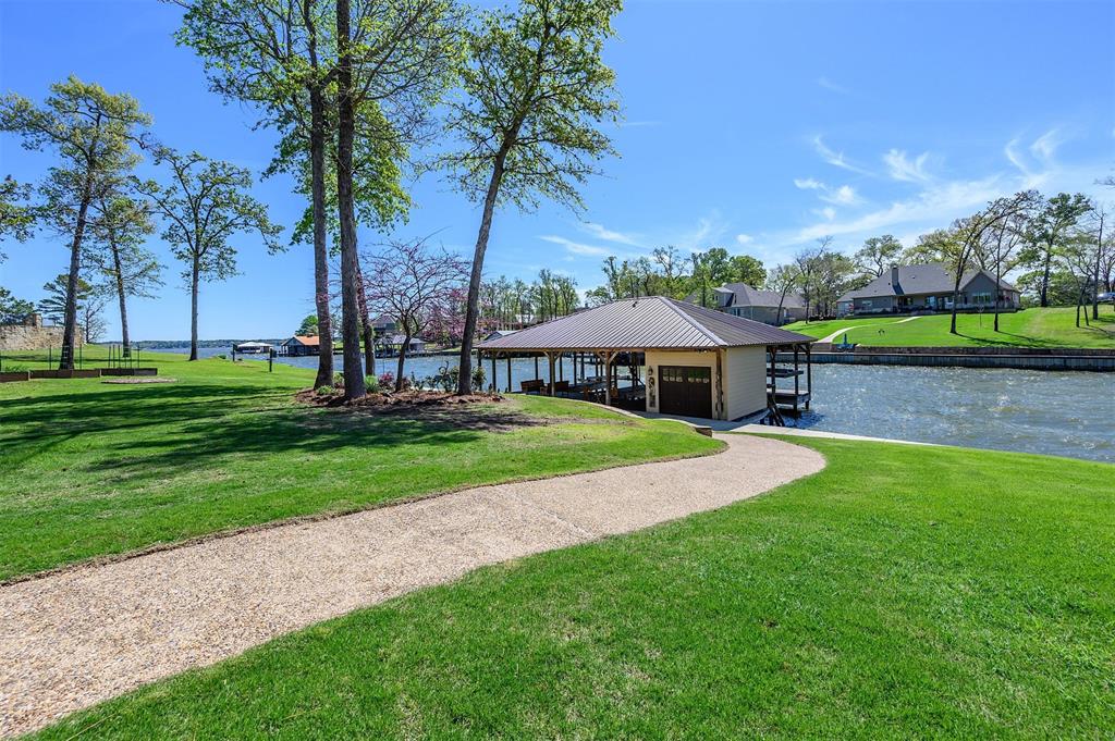 5581 Nancy Circle