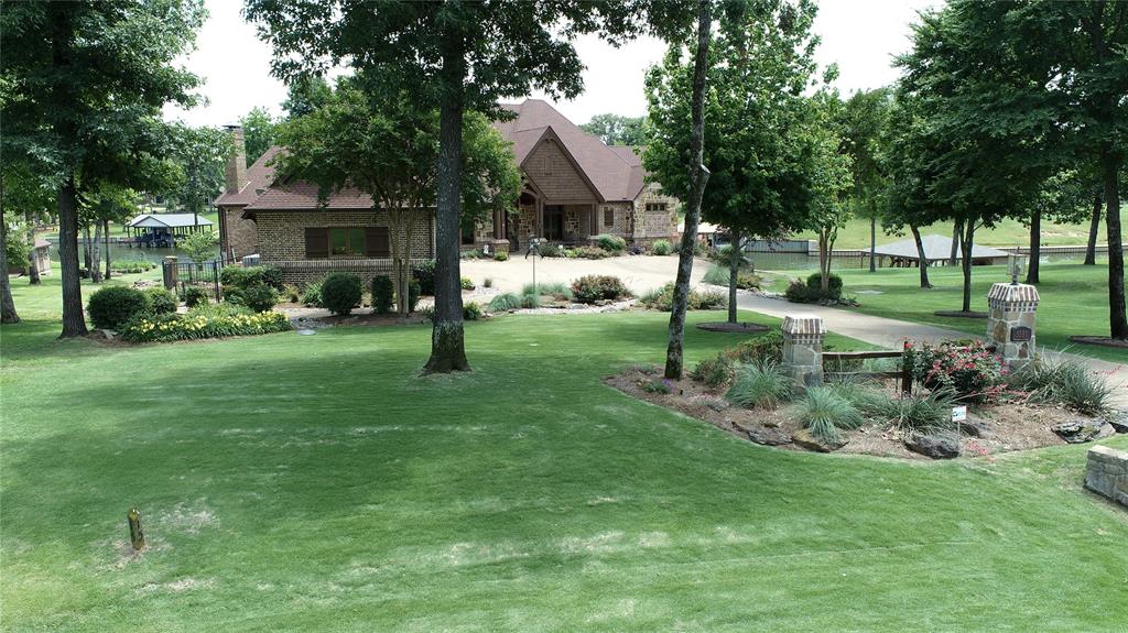 5581 Nancy Circle