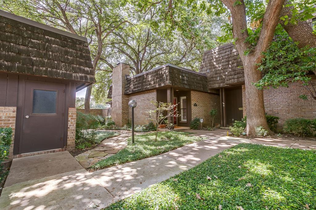 4414 Glenwood Court