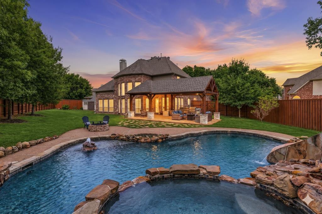 1301 Tarragon Drive