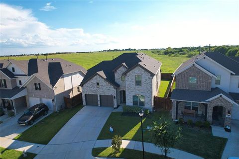 Photo of 1105 Maverick Drive, Mansfield, TX 76063 (MLS # 21299424)