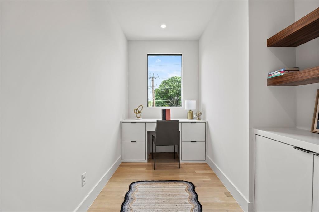 Hockaday Square - Residential