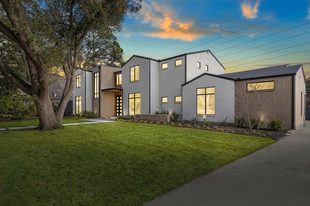 4666 College Park Drive