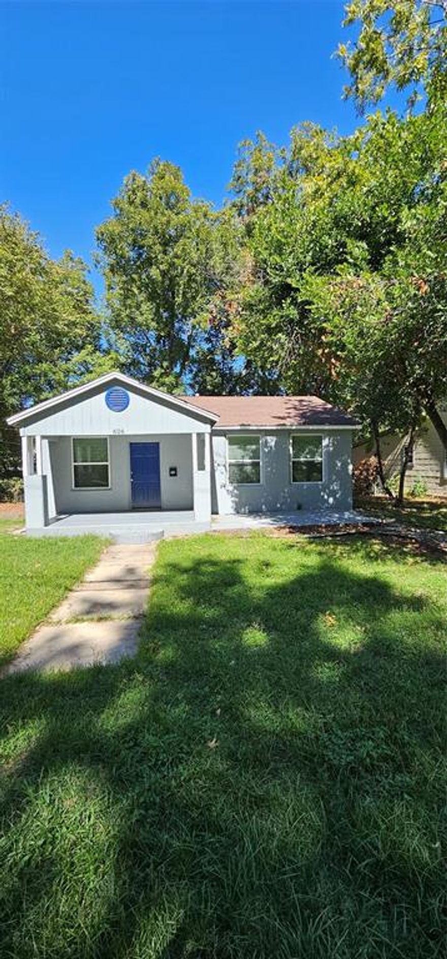 Buyers Financing fell thru. Hard to find home under 200K. Here it is. Totally remodeled so cute new appliances just like a new home.
Storage shed and large fenced backyard. Nice tall trees. 2 beds 1 bath. All new. blinds, new windows, new floors, new paint, new cabinets, new fixtures. Perfect for 1st time buyers, Large laundry - pantry. Lots of room for a shop in the backyard. Nice patio next to large front porch just waiting for your trendy ideas. Ready to move in. Plenty of parking. Quiet neighborhood. Close to shopping and restaurants. Lots of new shops and restaurants coming, and Chuey's is almost finished. Olive Garden Chilis Texas Roadhouse, Buccees.  Yearly Christmas tour. So much more. Buyer will need to purchase survey if needed.