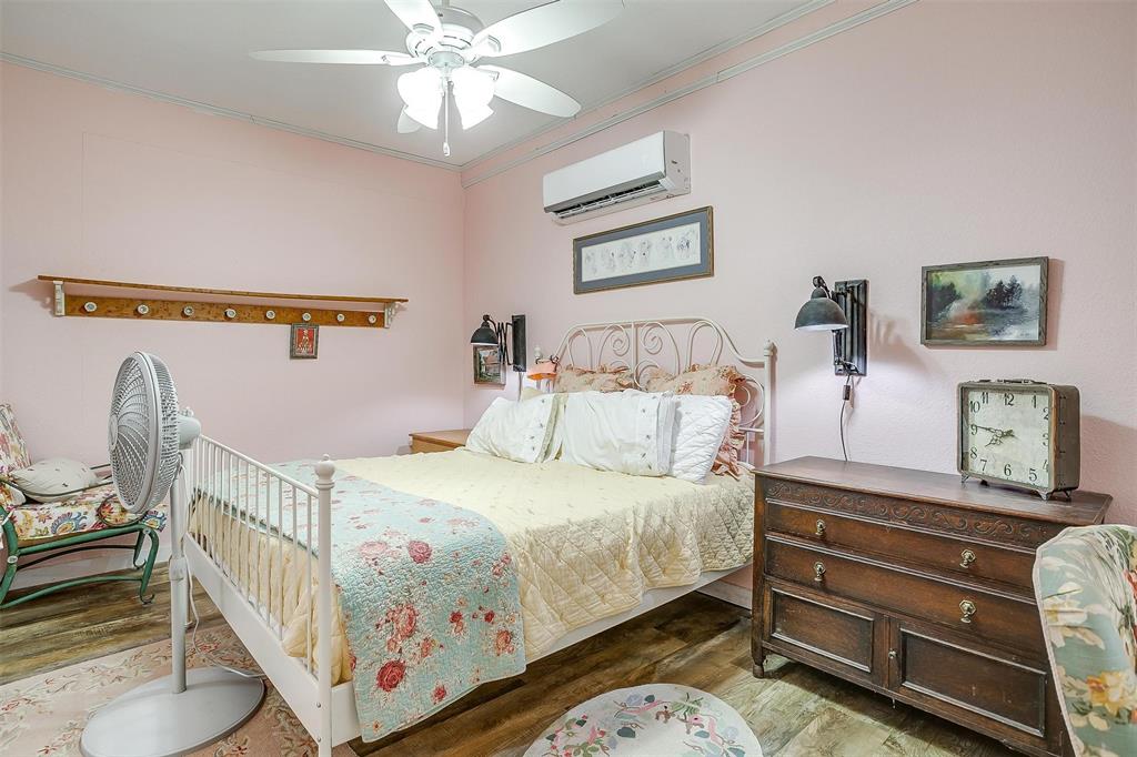 Paradise Park - Residential