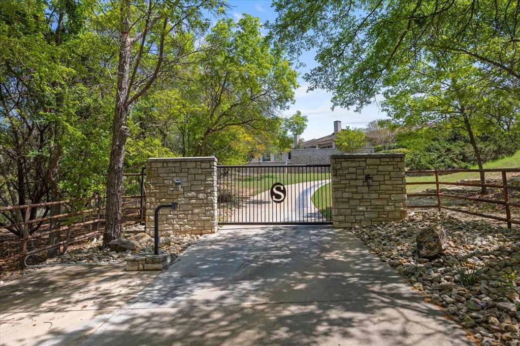 201 Jenkins Ridge