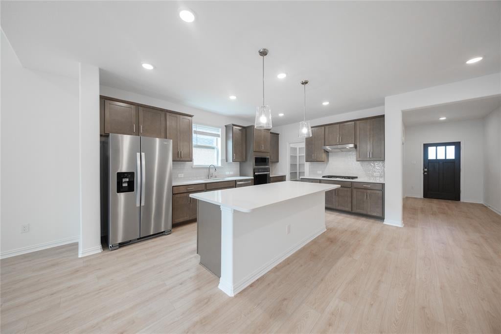 1607 Dove Drive