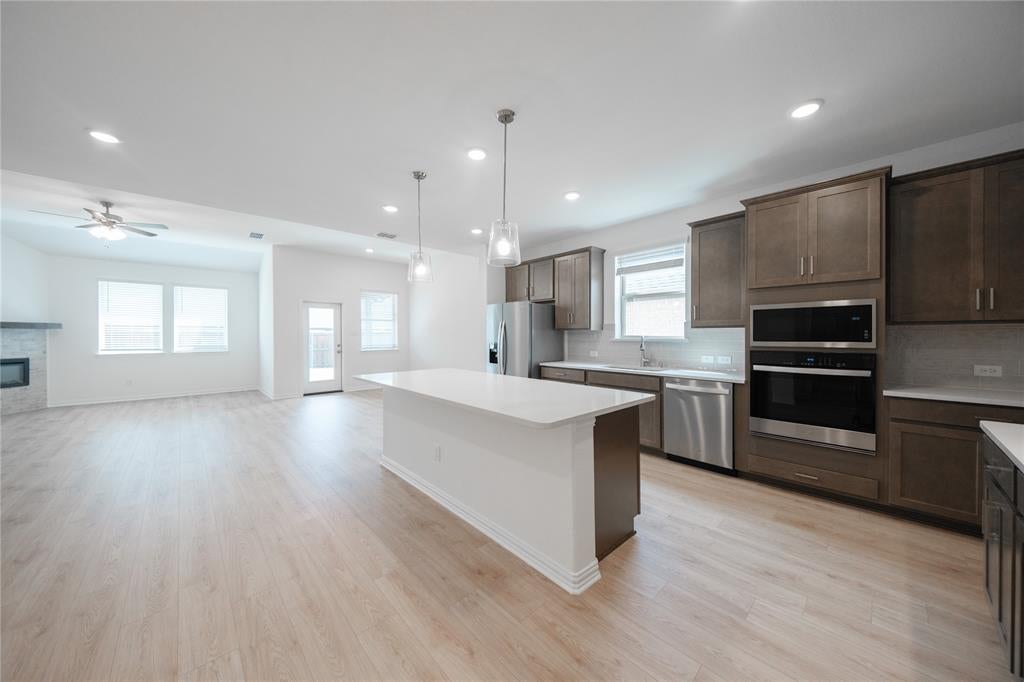 1607 Dove Drive