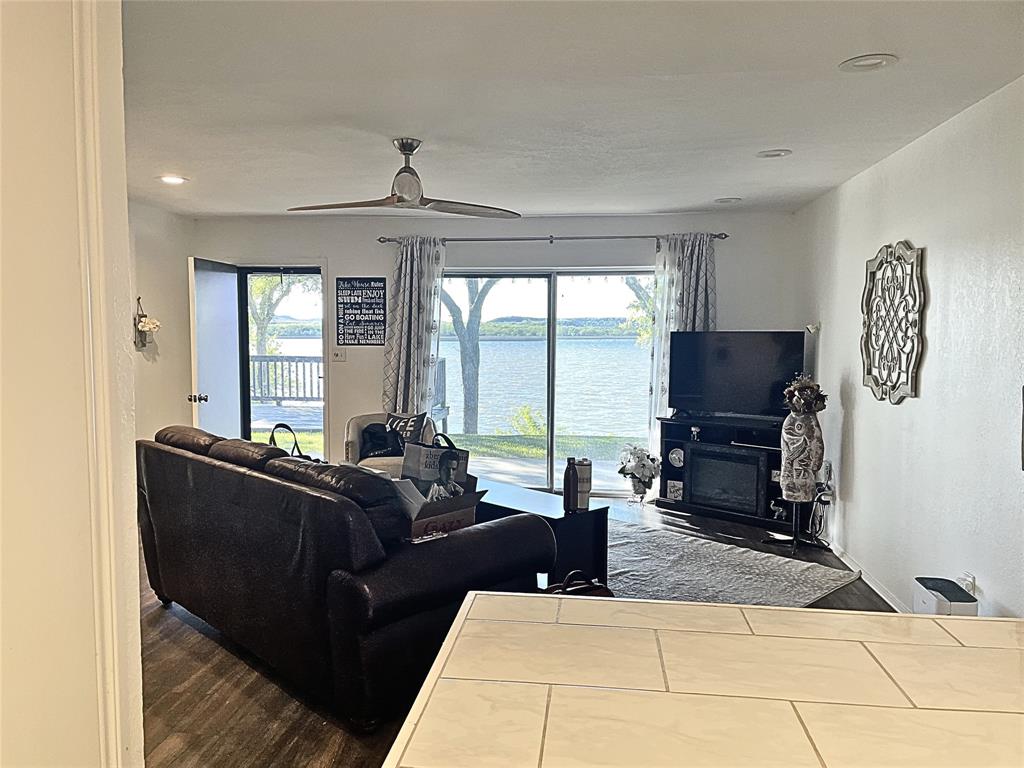 Landing Condos - Residential