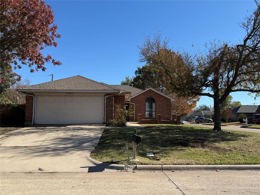 Comfortable 3 bedroom home in Mansfield ISD. Open floor plan. Ceramic tile & engineered wood. Carpet in bedrooms. Spacious living area with cozy fireplace. Step saver kitchen has ample cabinet space. Split bedrooms. This home had foundation work done in March 2024. Fully transferable lifetime warranty. Some repairs & upgrades needed. This property is perfect for investors or fixer uppers. Easy access to major roads, schools and shopping. Tenant occupied. Please give a 24 hour showing notice. Current Lease agreement is month to month.