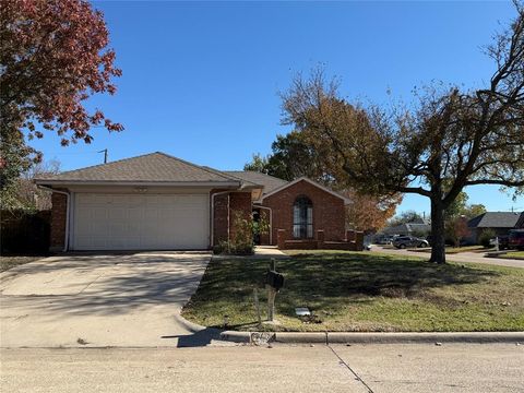 6115 Meadowside Trail Arlington TX 76017