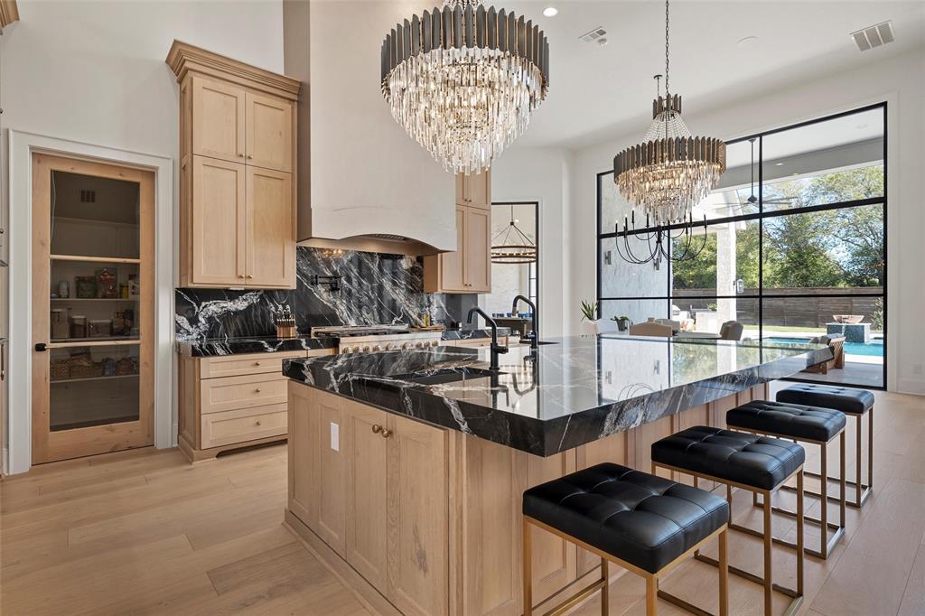 The Arches - Residential