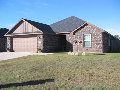 A home in Pottsboro