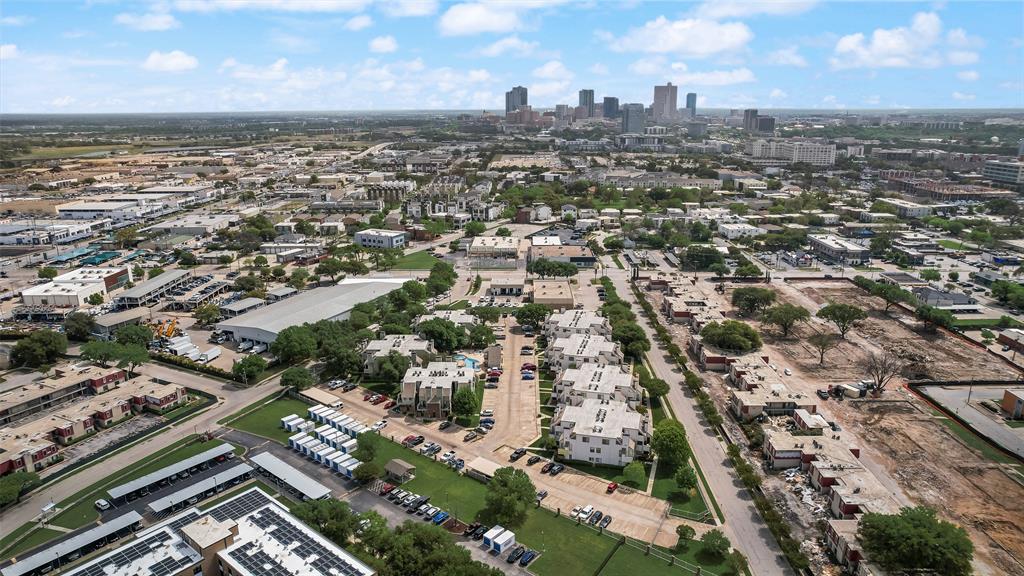 University Park Condo - Residential