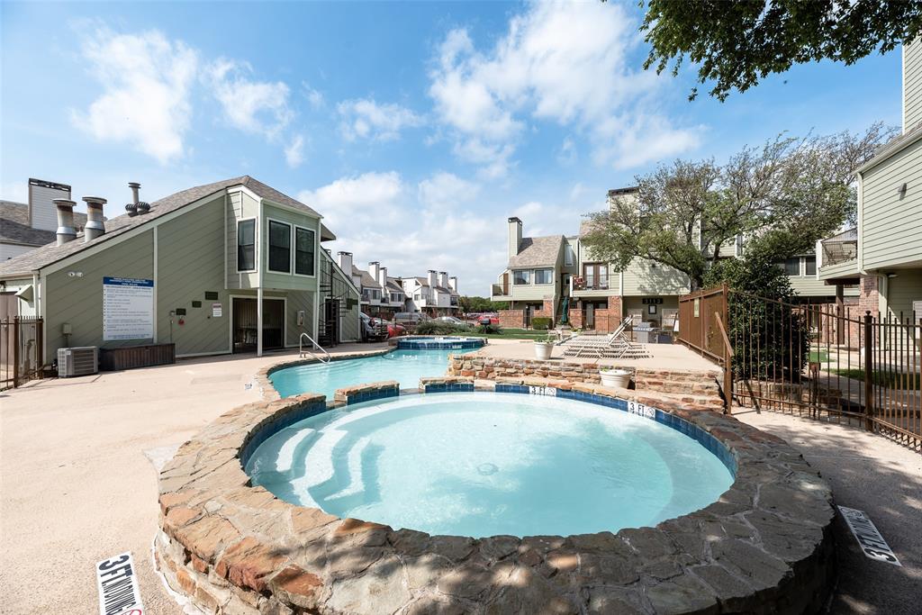 University Park Condo - Residential