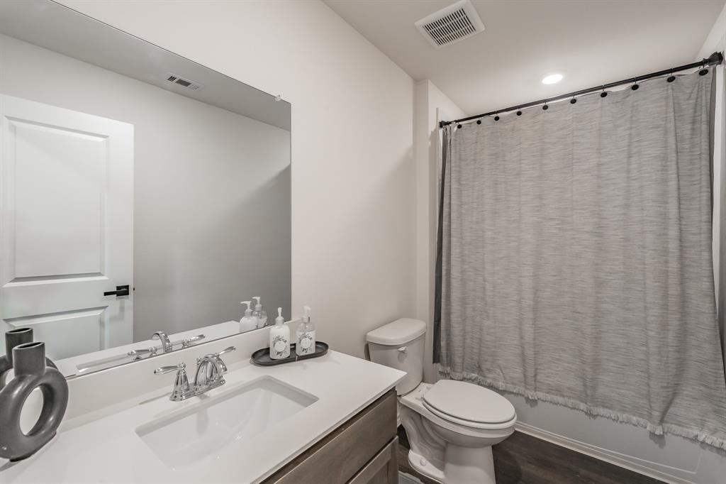 3308 Price Trail