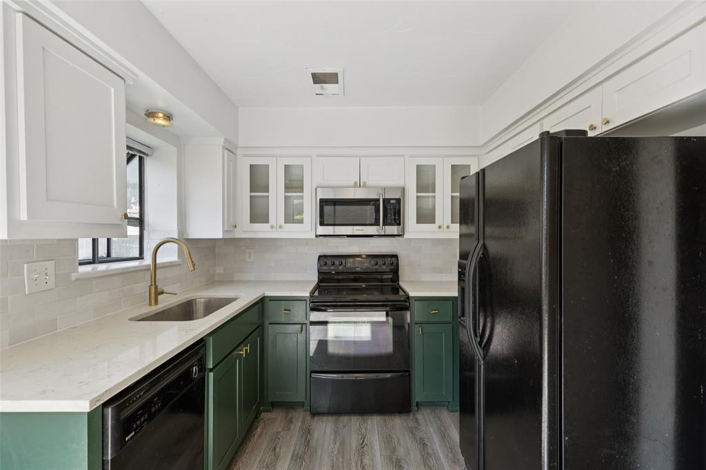 Monticello Crossroads Condo Ph 01-03 - Residential