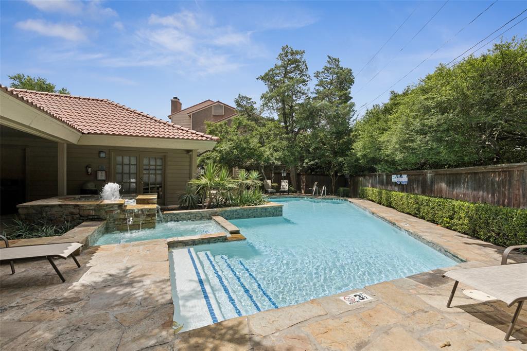 Monticello Crossroads Condo Ph 01-03 - Residential