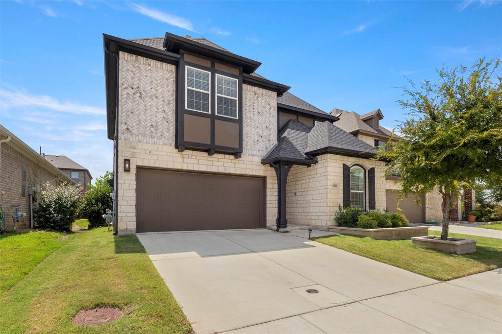 2228 Briar Ridge Trail
