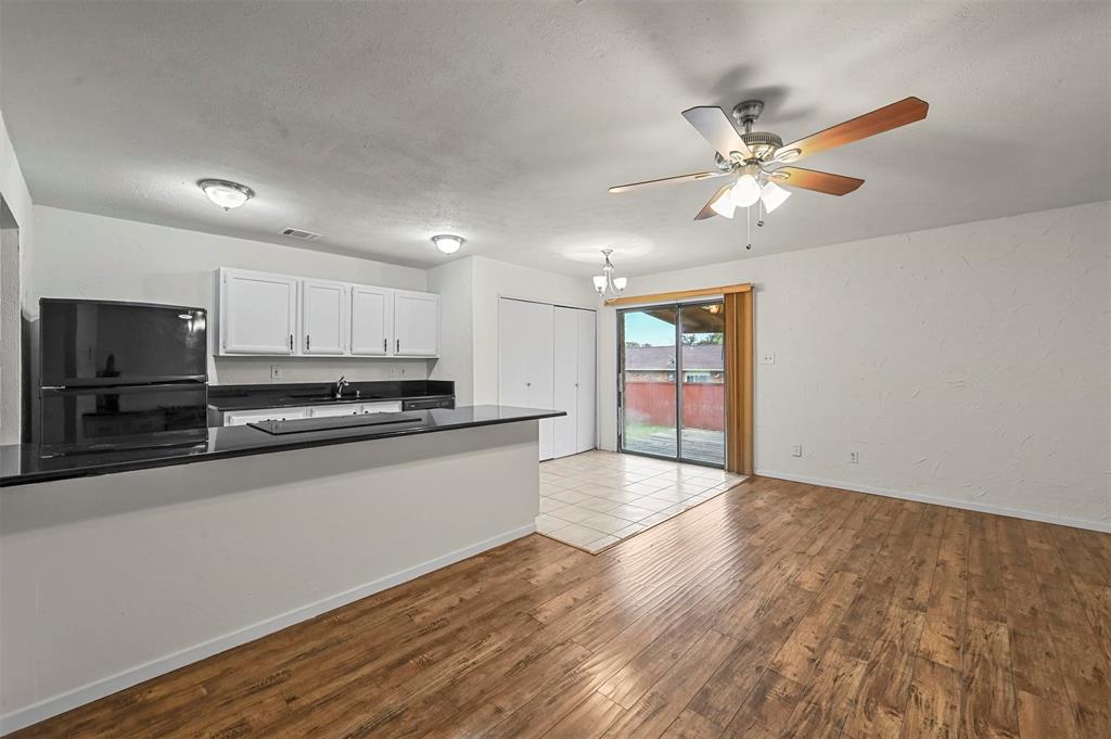 718 Roaming Road Drive