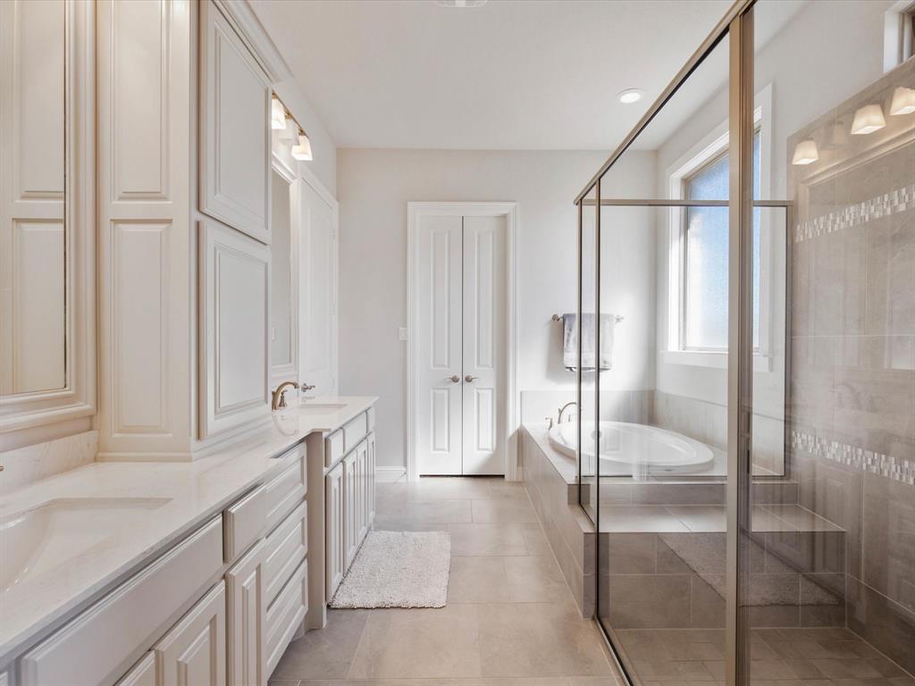 Resort On Eagle Mountain Lake - Residential