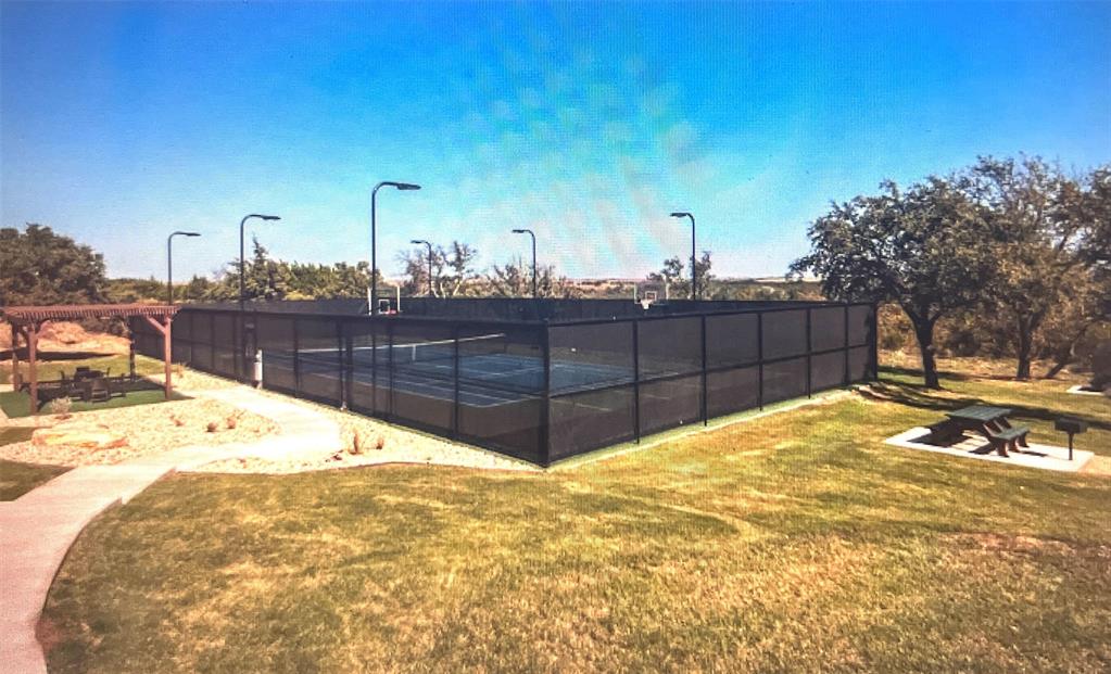 Retreat Ph 04 - Land