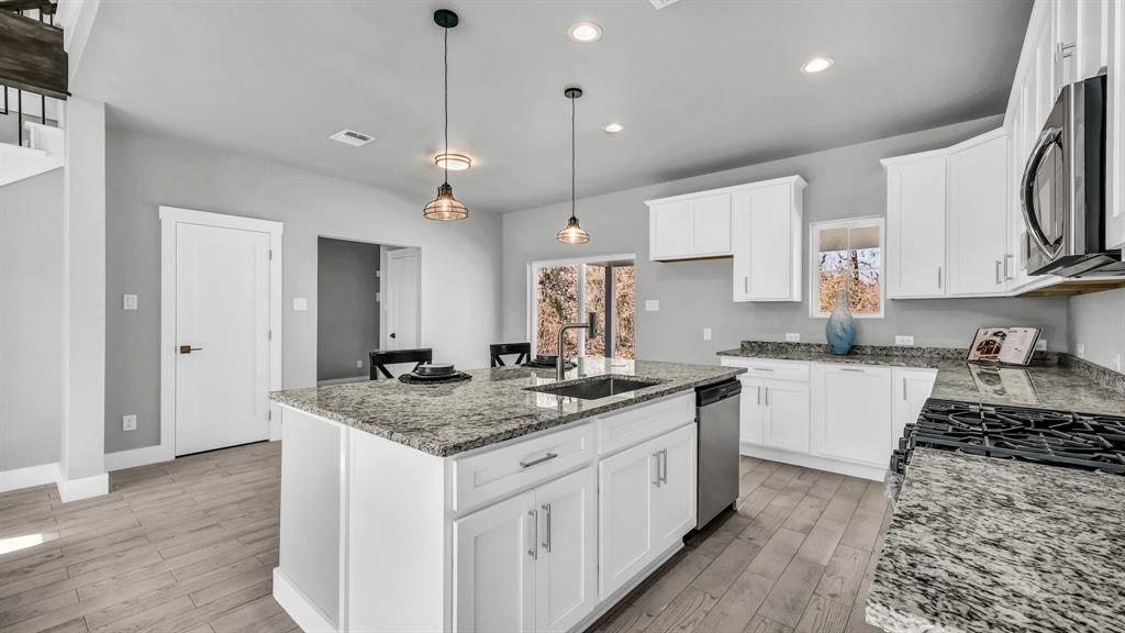 729 River Oak Way