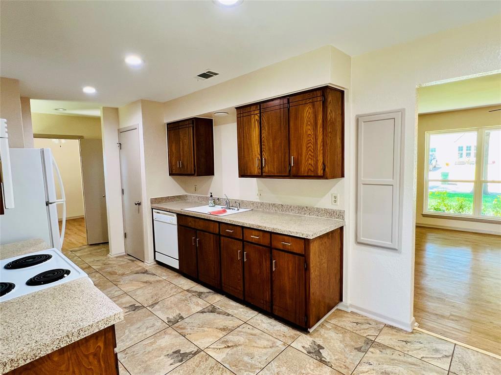 Coronet Estates - Residential Lease