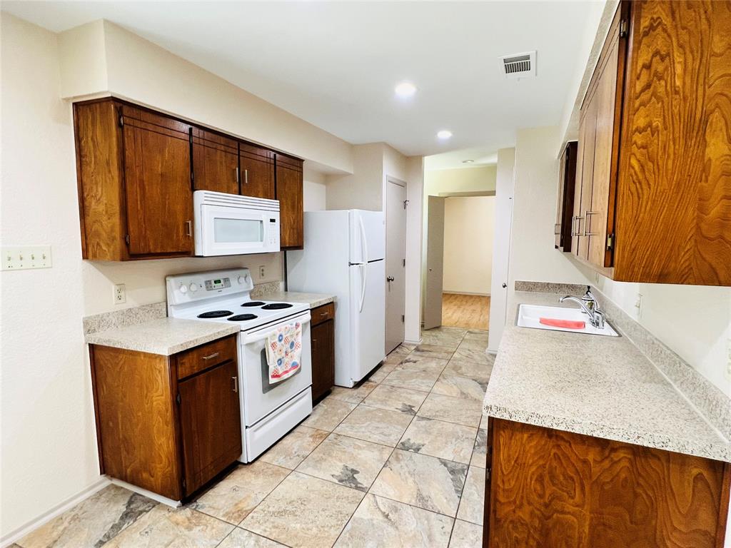 Coronet Estates - Residential Lease