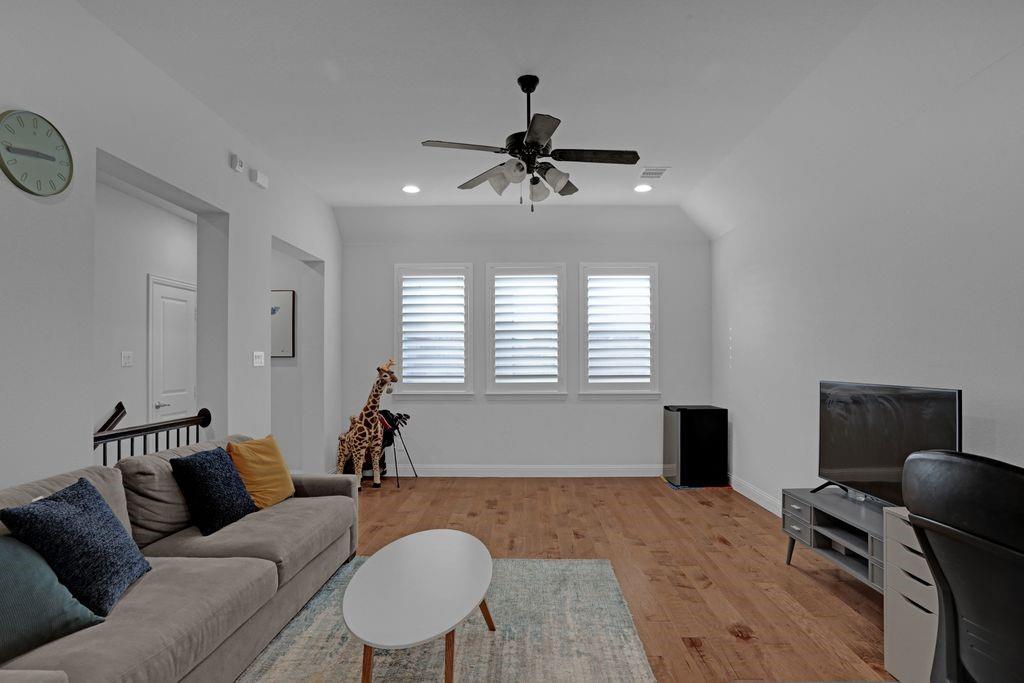 Montgomery Ridge Ph I - Residential Lease